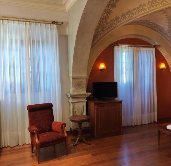 オーシャンビューデラックスルーム, Palacio De La Magdalena