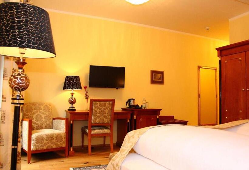 Standard Room with Balcony, Seehotel Grüner Baum