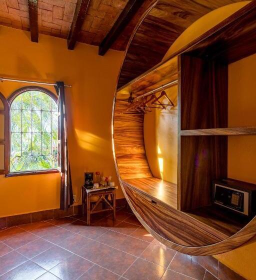 غرفة قياسية سرير كينج, Suites La Hacienda