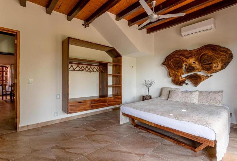 جناح جونيور مزوَّد بتراس, Suites La Hacienda