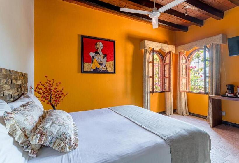 غرفة قياسية, Suites La Hacienda