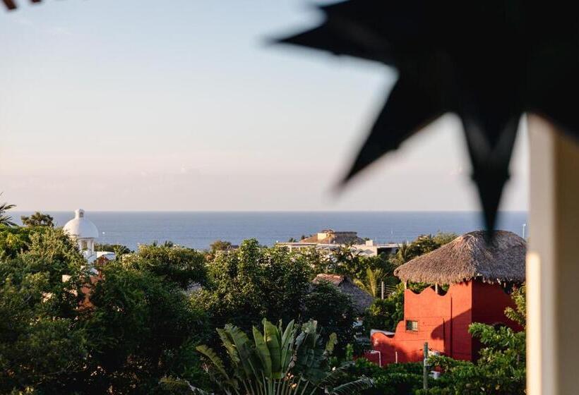 سوییت با چشمانداز دریا, Suites La Hacienda