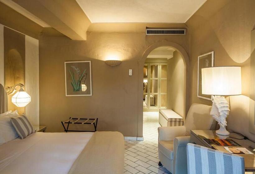 اتاق لوکس, Therasia Resort Sea And Spa   The Leading Hotels Of The World
