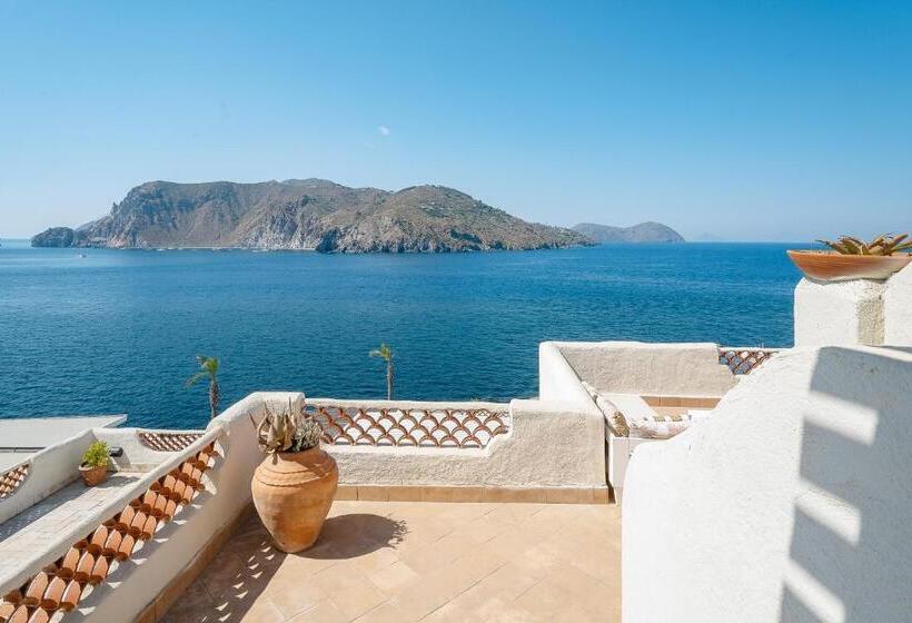 سوئیت با وان آب گرم, Therasia Resort Sea And Spa   The Leading Hotels Of The World