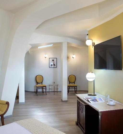 اتاق اجرایی, Venezia By Zeus International