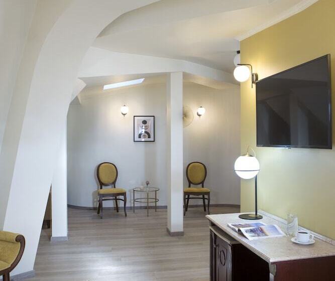 اتاق اجرایی, Venezia By Zeus International
