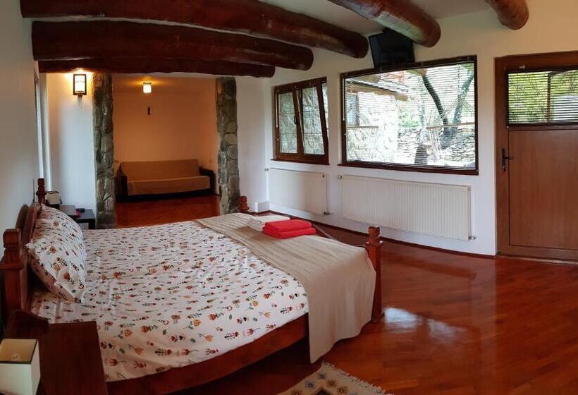 Стандартный Номер Кровать Кинг, Casa Bunicului