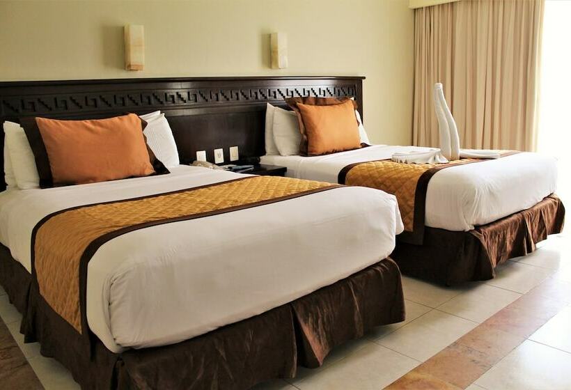 اتاق لوکس با چشم‌انداز باغ, Bluebay Grand Esmeralda - All Inclusive