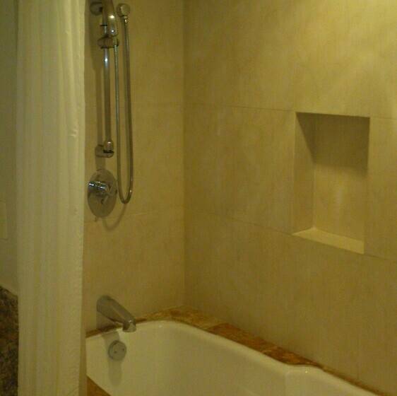اتاق لوکس با چشم‌انداز باغ, Bluebay Grand Esmeralda - All Inclusive