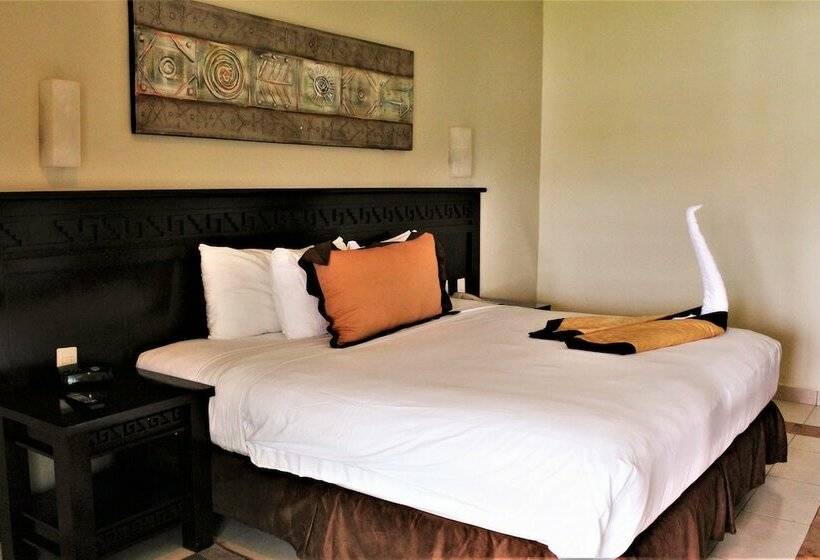 اتاق لوکس با چشم‌انداز دریا, Bluebay Grand Esmeralda - All Inclusive