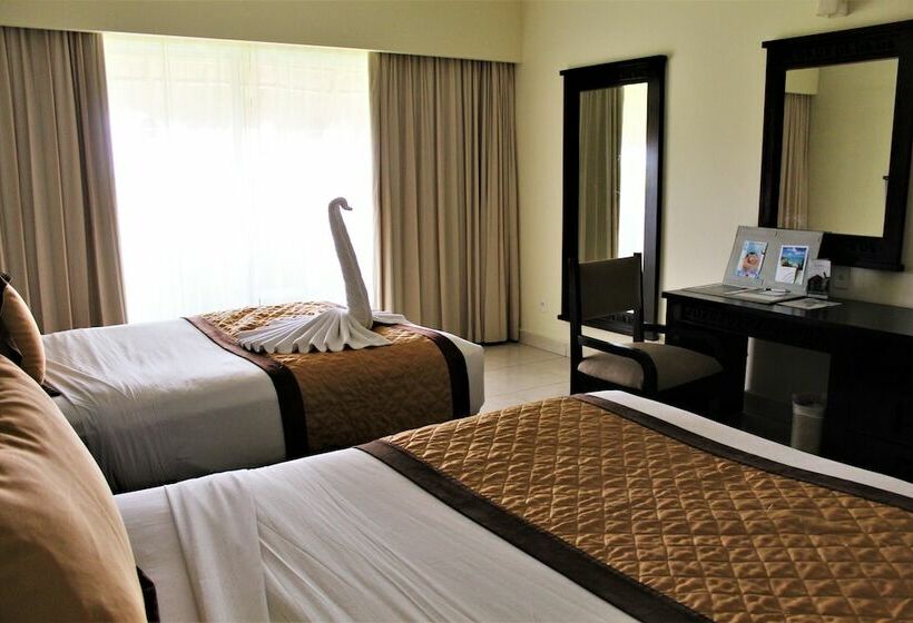 اتاق لوکس با چشم‌انداز دریا, Bluebay Grand Esmeralda - All Inclusive