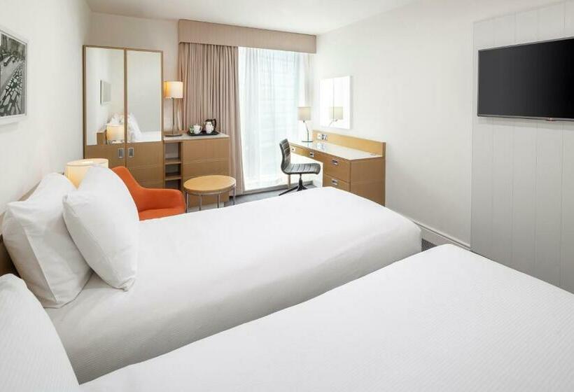 Номер Стандарт, Doubletree By Hilton  Manchester  Piccadilly