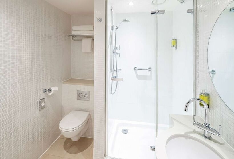 Номер Superior, Doubletree By Hilton  Manchester  Piccadilly