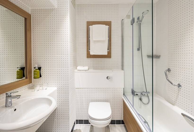 Номер Стандарт, Holiday Inn London   Gatwick Airport, An Ihg