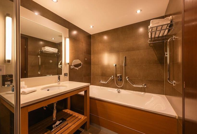 اتاق استاندارد, Radisson Blu Royal Hotel Dublin