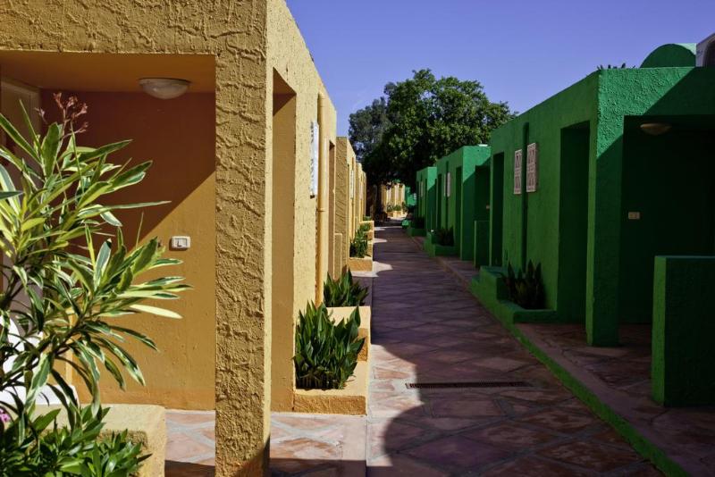 اتاق استاندارد چهار تخته, Samira Club   Caters To Couples