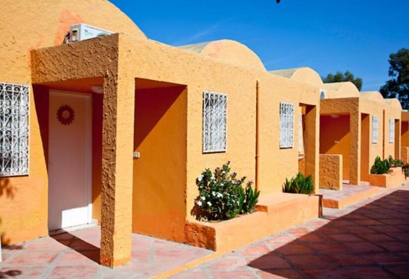 اتاق استاندارد چهار تخته, Samira Club   Caters To Couples