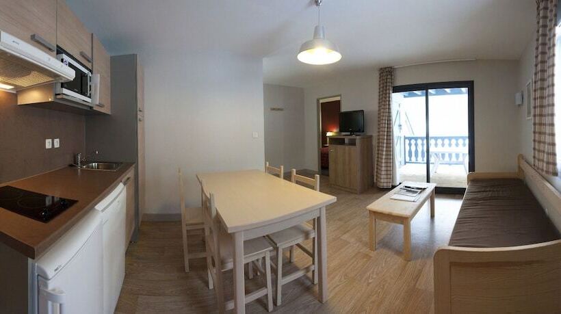 Апартаменты 3 Спальни, Noemys Les Trois Vallées