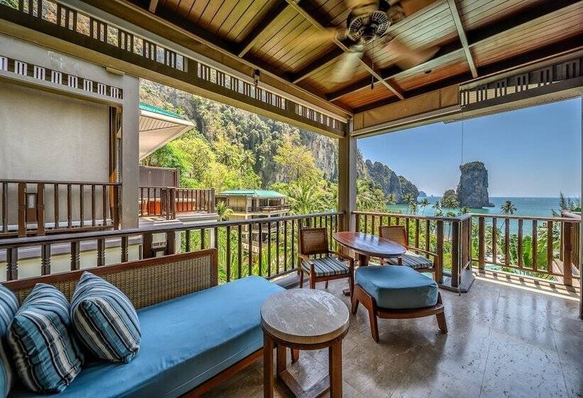 اتاق لوکس با چشم‌انداز دریا, Centara Grand Beach Resort & Villas Krabi
