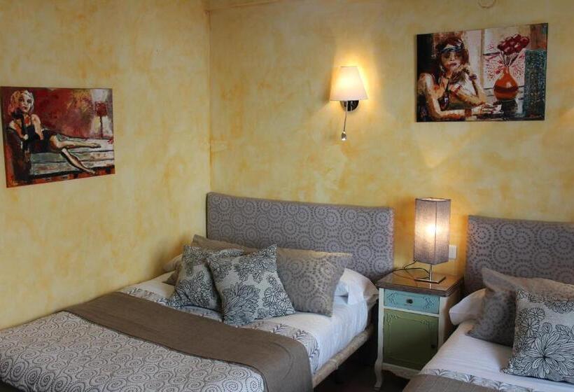スタンダードトリプルルーム, Hostal Don Peque Adult Recommended