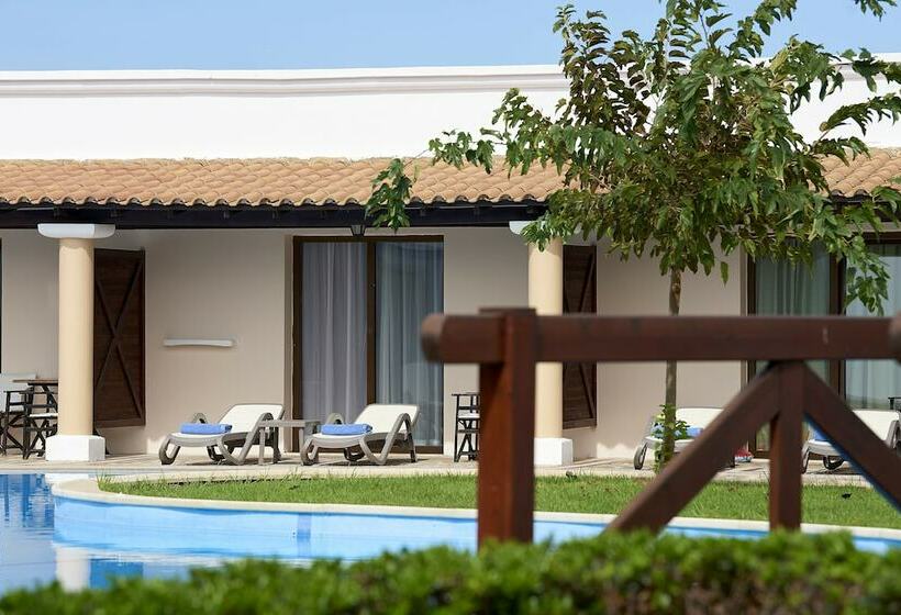 بانگلوی استاندارد, Aldemar Olympian Village