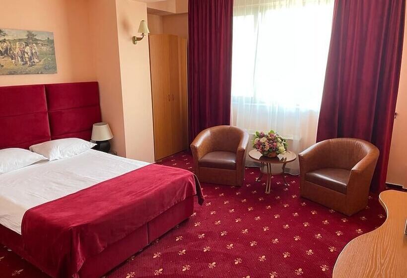 Quarto Estandar, Class