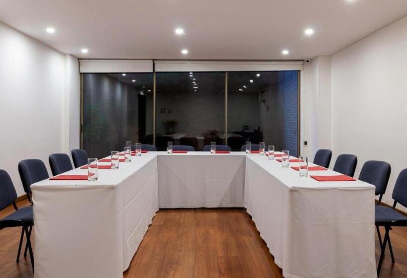 Номер Deluxe, Madisson Inn Luxury By Geh Suites