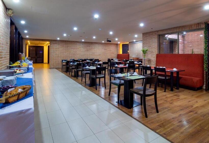 Номер Deluxe, Madisson Inn Luxury By Geh Suites