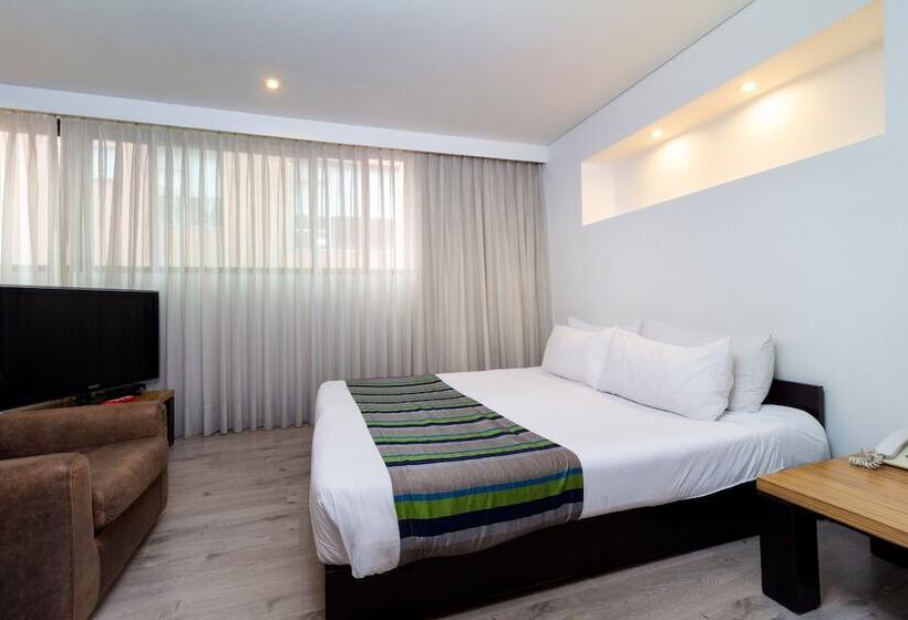 Номер Superior с Террасой, Madisson Inn Luxury By Geh Suites