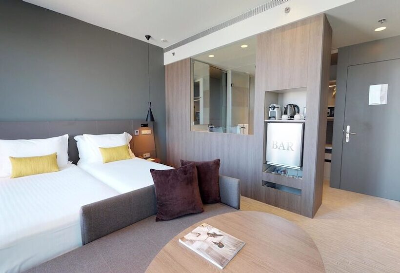 Номер Премиум Вид на Город, Melia Barcelona Sky 4 Sup