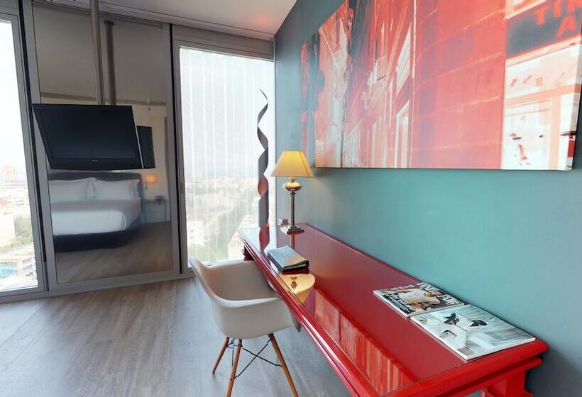 Habitación Premium Vista al Mar., Melia Barcelona Sky 4 Sup