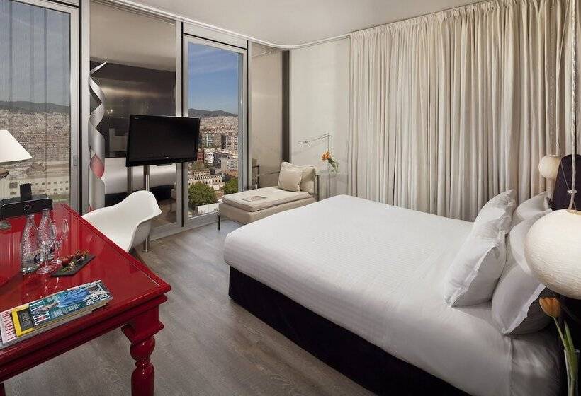Номер Премиум Вид на Город, Melia Barcelona Sky 4 Sup