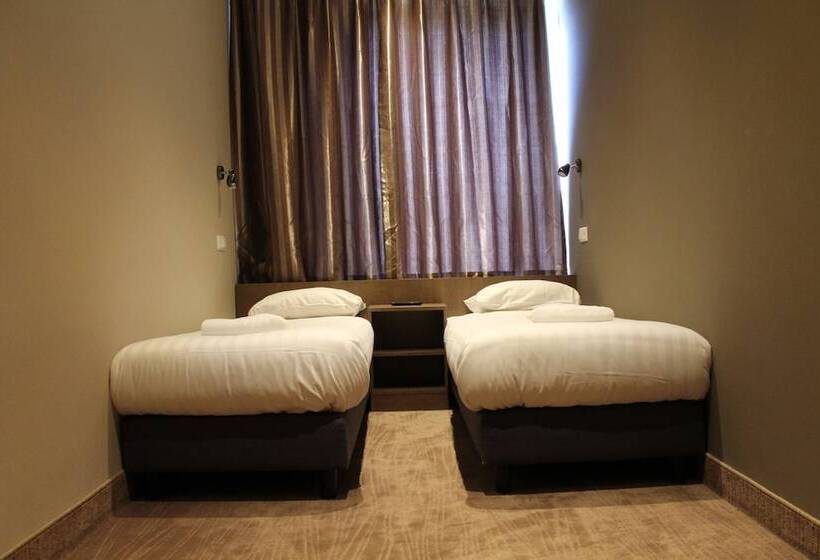 اتاق استاندارد, Blossoms City