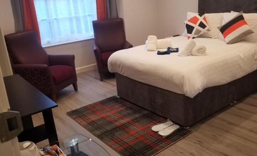 Номер Стандарт, Mayfield Suites