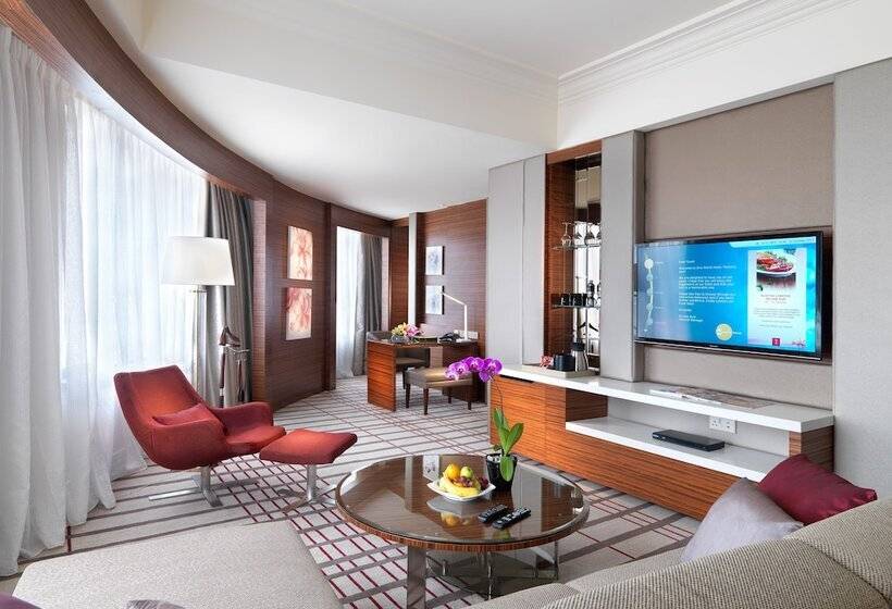 Family Suite, One World