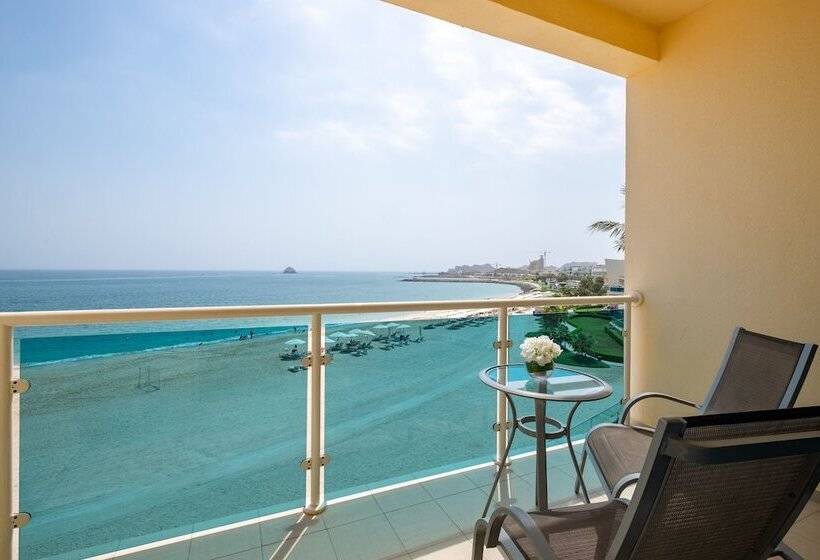 Люкс Вид на Море, Radisson Blu Resort Fujairah