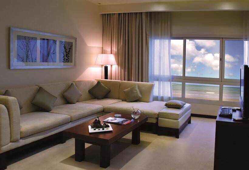 Люкс 2 Спальни, Radisson Blu Resort Fujairah