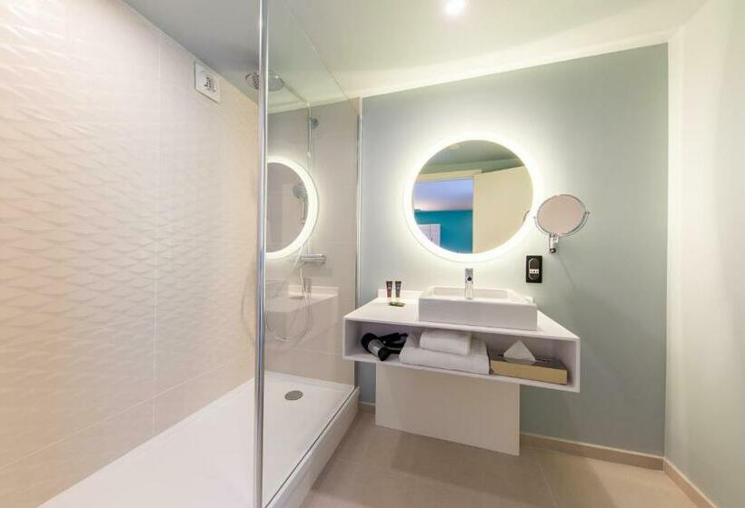 اتاق سوپریور, Novotel Montecarlo