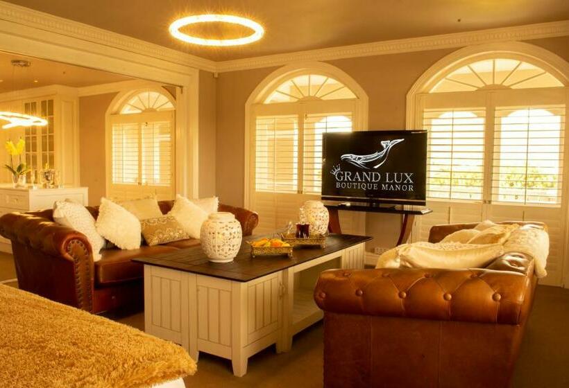 سوئیت پرزیدنت, Grand Lux Boutique Manor