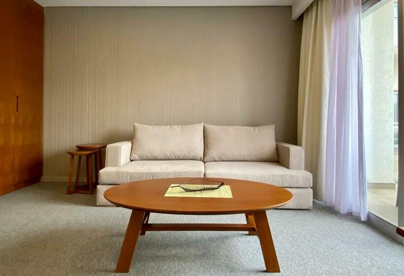 Люкс Кровать Кинг, Lincoln Green Hotel And Spa   Argentina