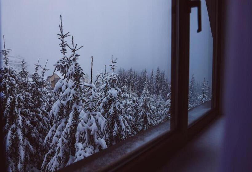 4인용 스탠다드 룸, Altitude Guest House Ranca