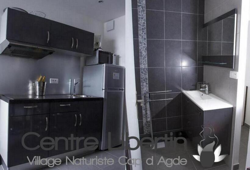 Апартаменты Deluxe 1 Спальня, Studio Village Naturiste Hôtel Restaurant Libertin Cap D Agde