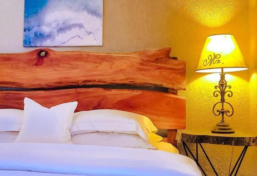 اتاق استاندارد با تخت بزرگ, Vive Utila   Bed & Breakfast