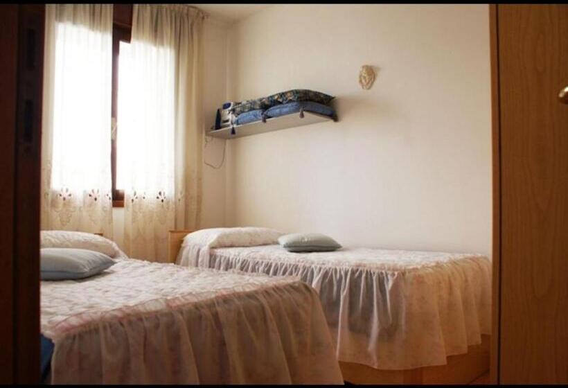 Casa 1 Quarto, Quiet Residence With Pool   Beahost