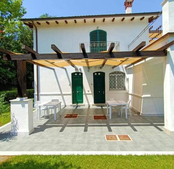 Апартаменты 1 Спальня Нижний Этаж, Residenza Casa Bianca