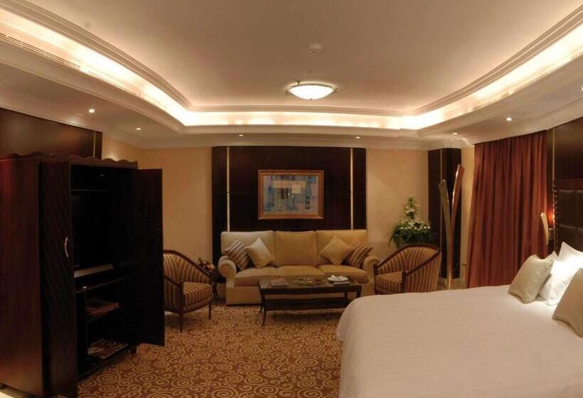 Президентский Люкс, Mövenpick Hotel Qassim