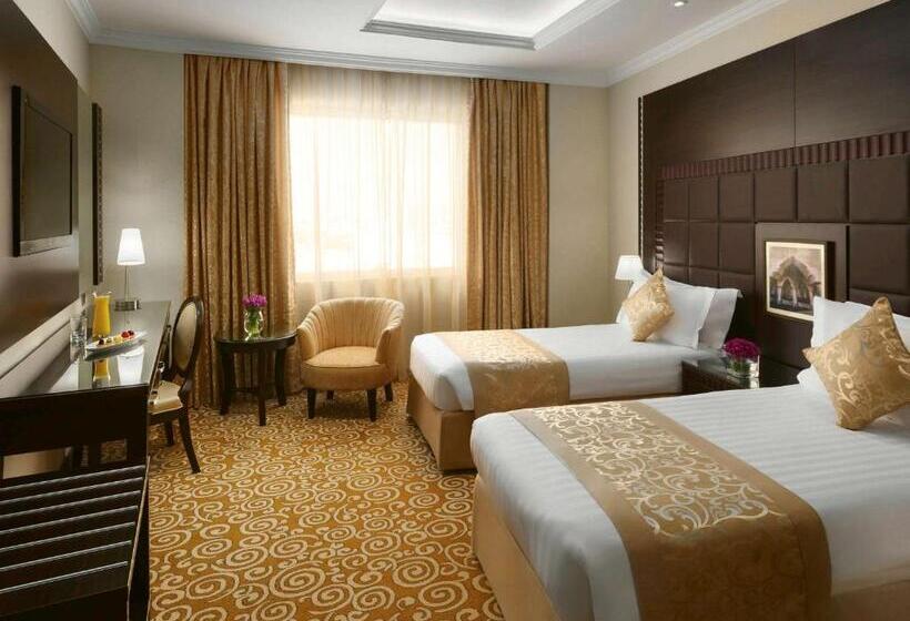 Номер Стандарт Смежный, Mövenpick Hotel Qassim