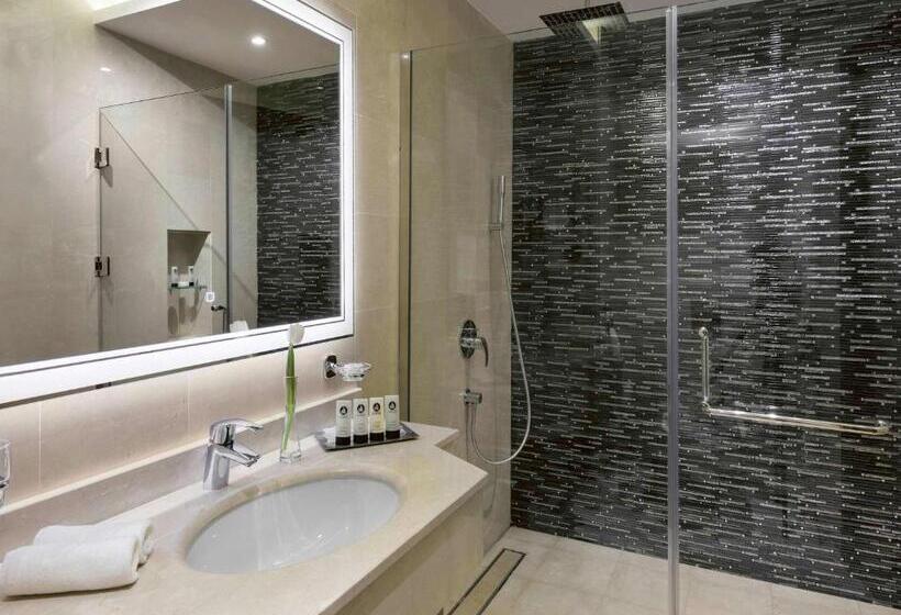 غرفة تنفيذية, Mövenpick Hotel Qassim