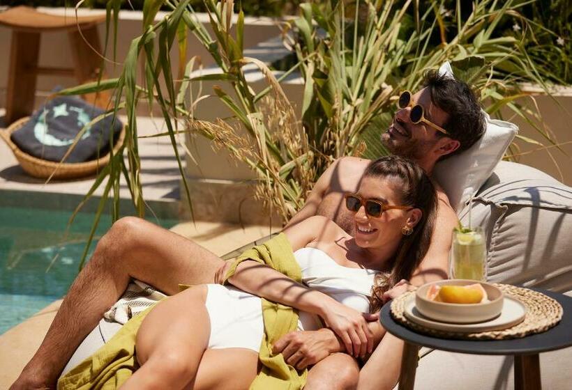 Люкс с Бассейном, Asterion Suites & Spa   Designed For Adults