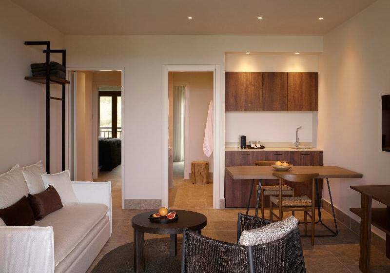 套房配有游泳池, Asterion Suites & Spa   Designed For Adults